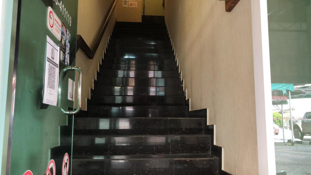 Super Oyo 90668 Joy Inn 미리 외부 사진